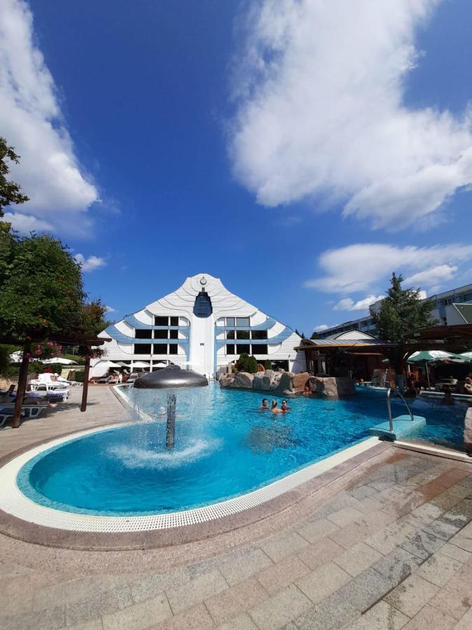 Spa Residence Carbona Heviz Apartments Kakadu 203 A Buitenkant foto