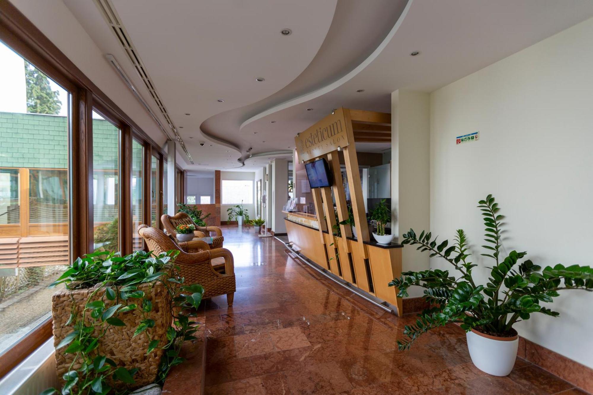 Spa Residence Carbona Heviz Apartments Kakadu 203 A Buitenkant foto